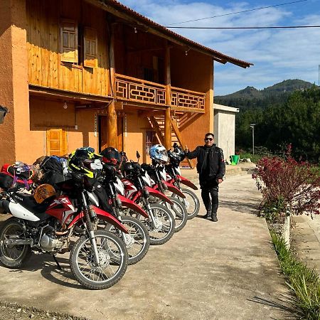 Hoang Nam Homestay Quan Ba Esterno foto