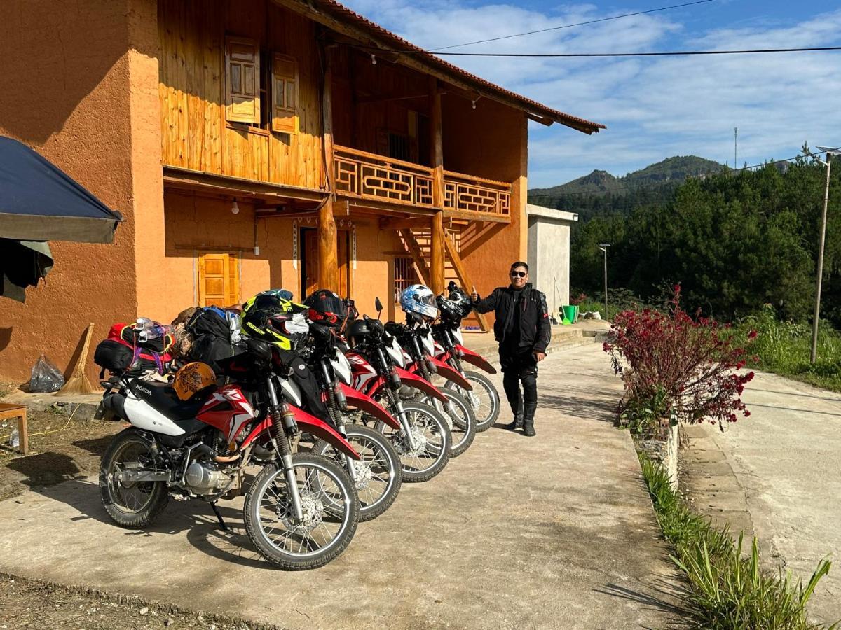 Hoang Nam Homestay Quan Ba Esterno foto