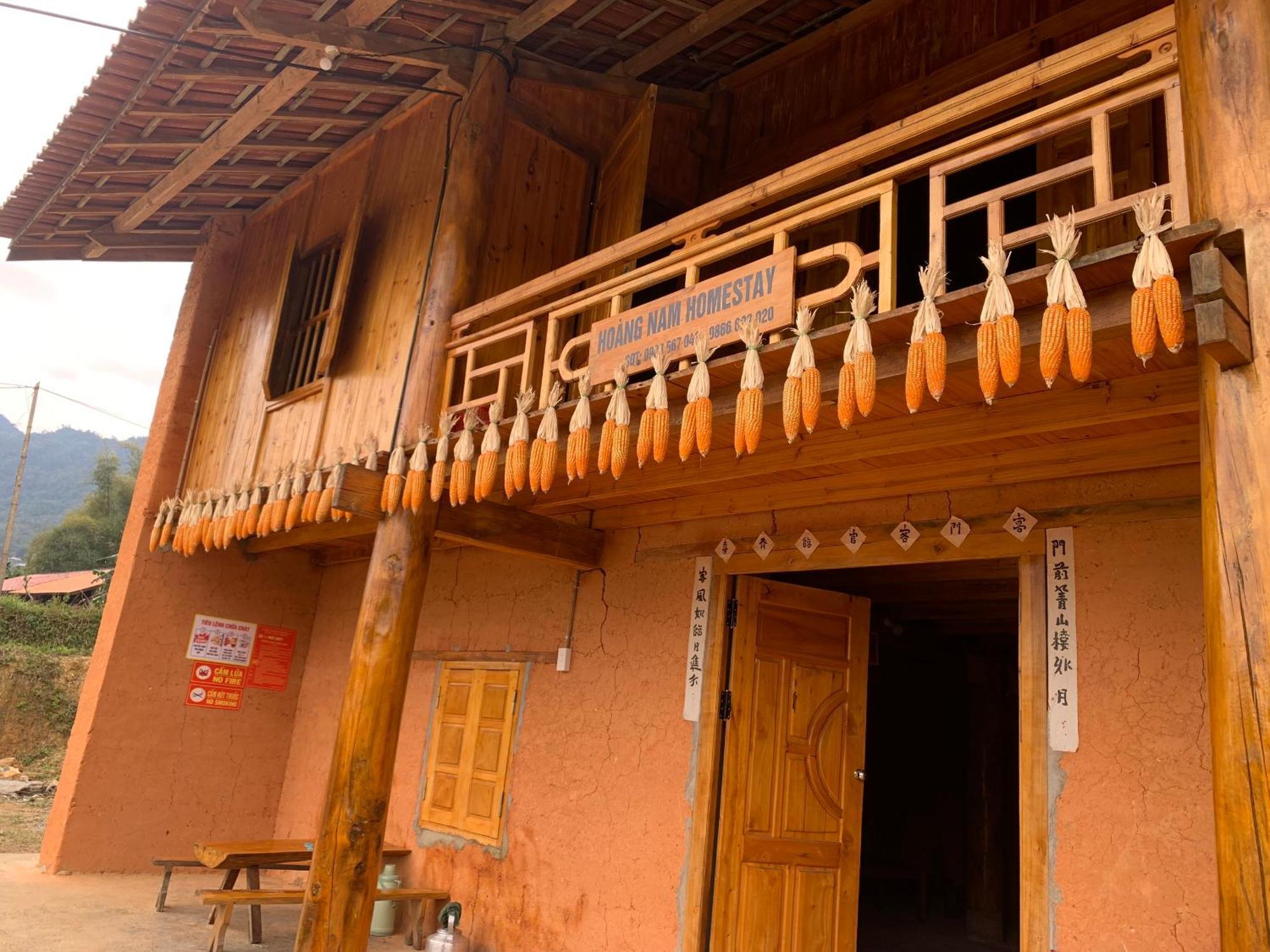 Hoang Nam Homestay Quan Ba Esterno foto
