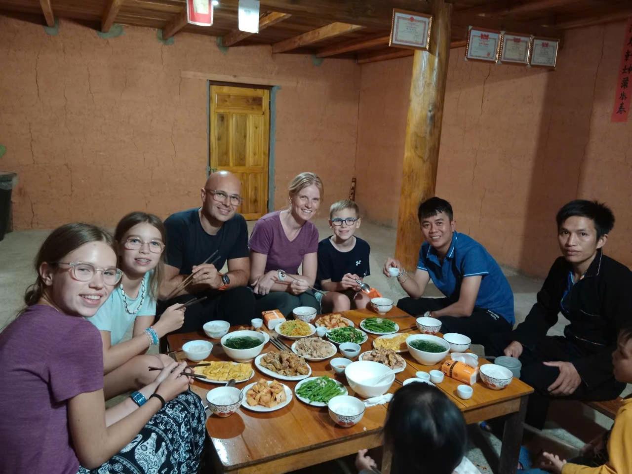 Hoang Nam Homestay Quan Ba Esterno foto